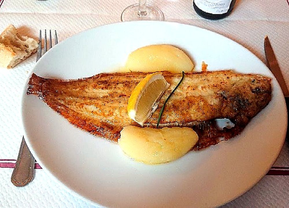 Sole meunière, pommes vapeur